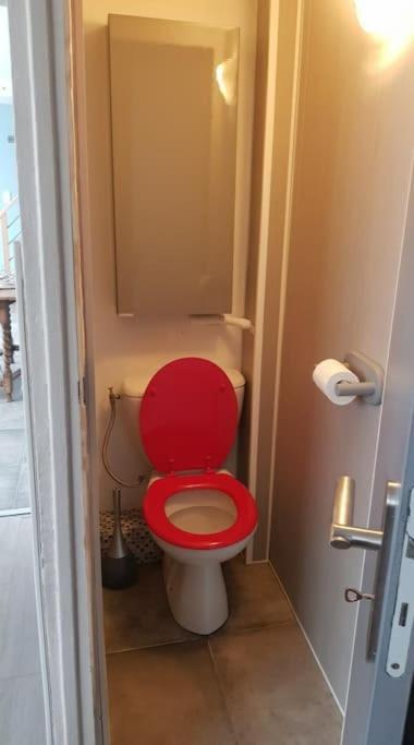 Holiday home Maison Bateau Lion-sur-Mer